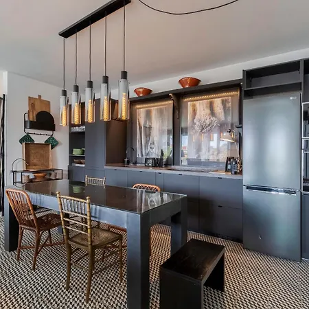 Bocage Penthouse דירה *